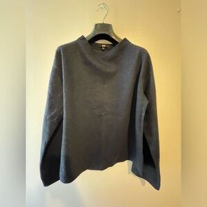 Uniqlo mock neck long sleeve shirt
